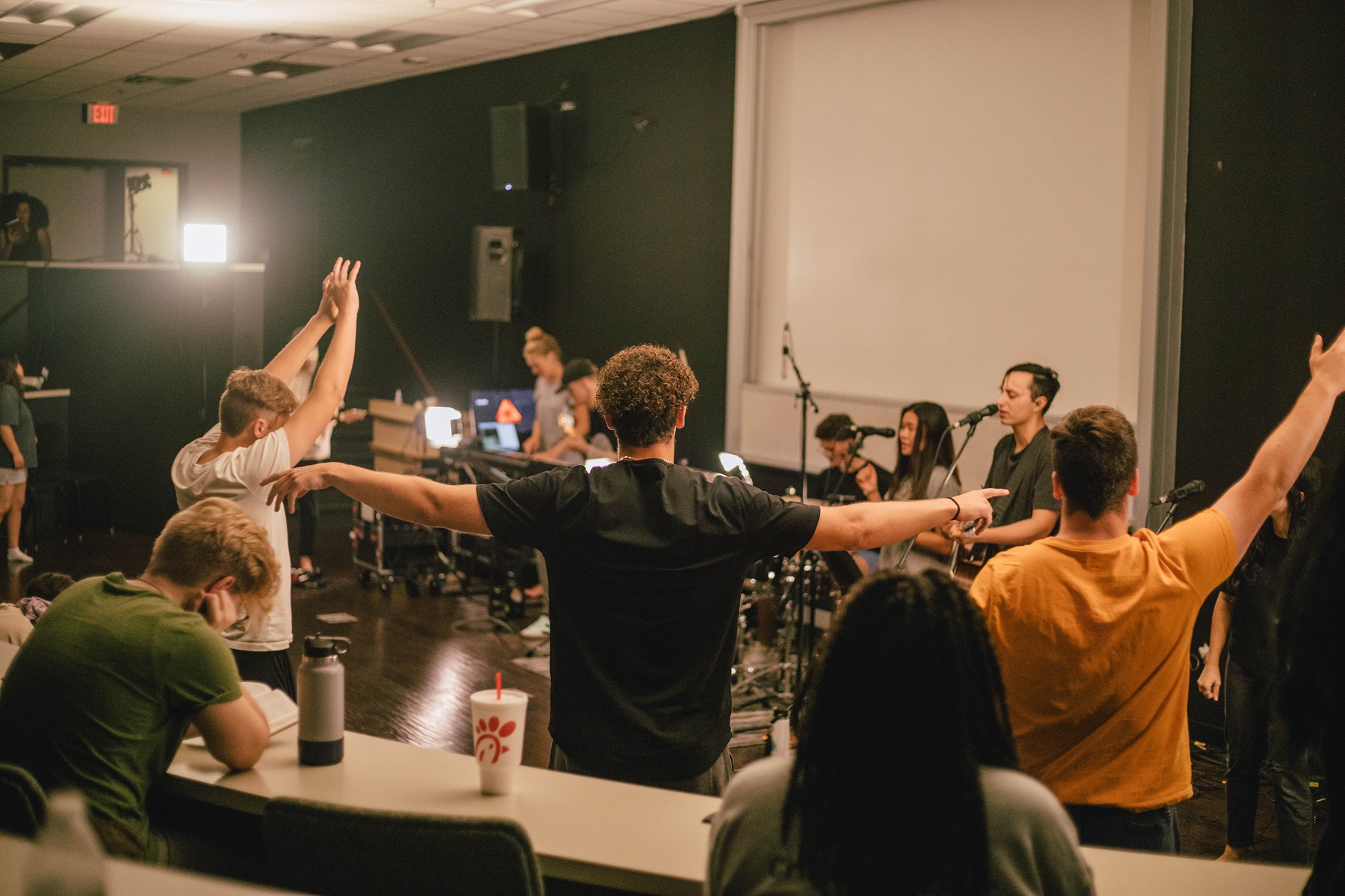 24HoursPrayerWorship_03